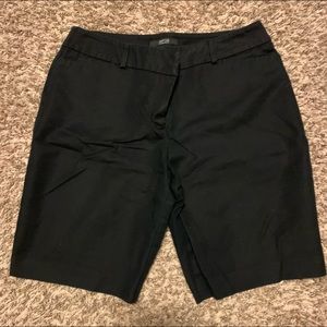 4/$25 Apt 9 women’s shorts, black business casual look longer